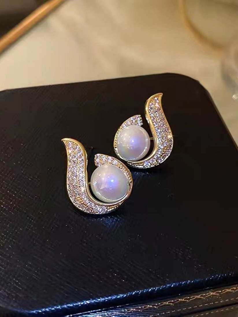 Flame Pearl Stud Earrings Unique Earrings