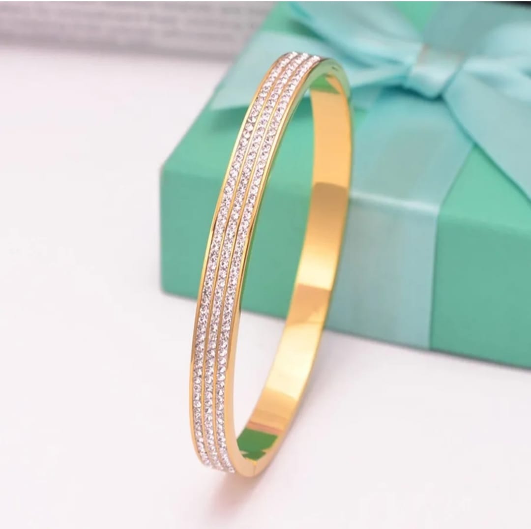 Stylish and Unique Designs for cuff bracelet kada