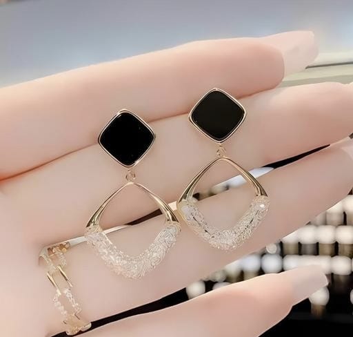Slay Drops Earrings