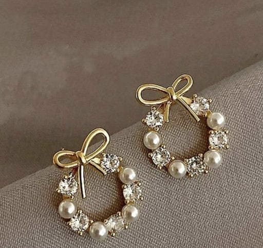 Leafy Diamond Pearl studs