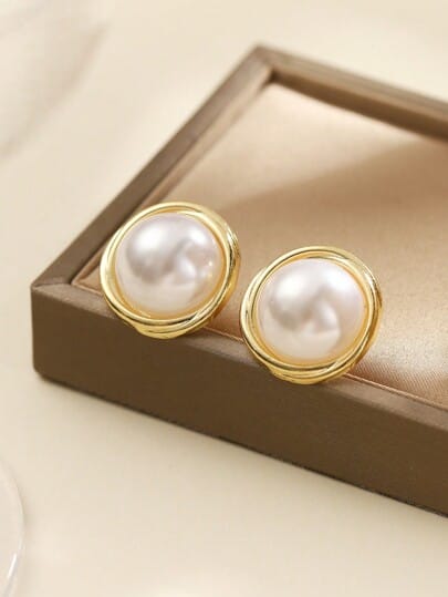 Freshwater Pearl Studs