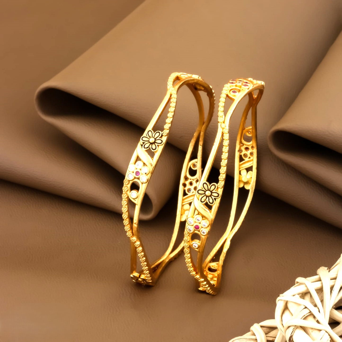 Maya Bangle ( Set of 2)