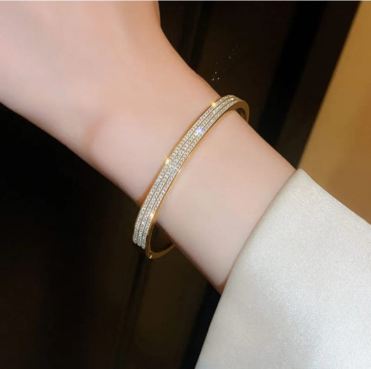 Stylish and Unique Designs for cuff bracelet kada