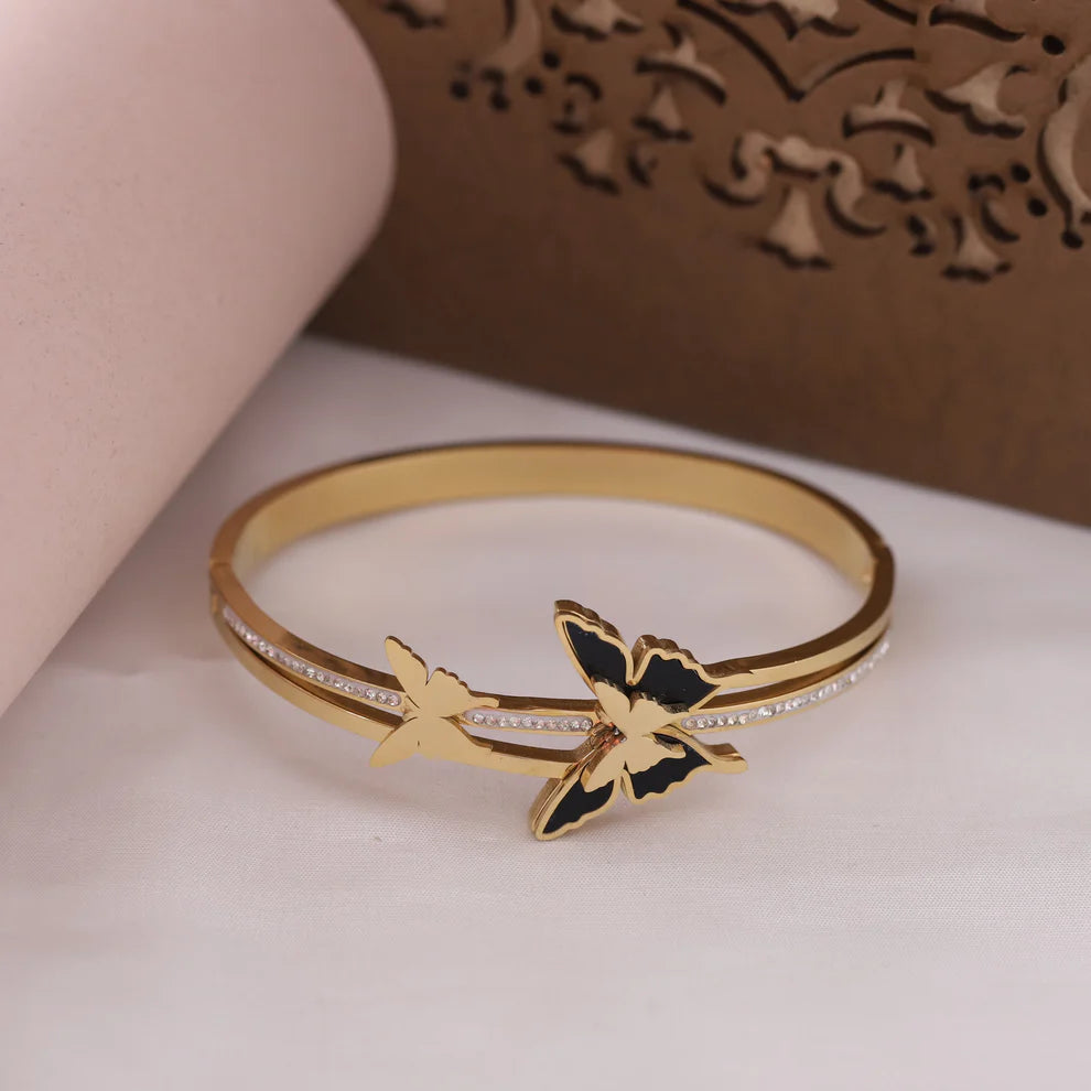 Elegant Butterfly Bracelet – Cleira