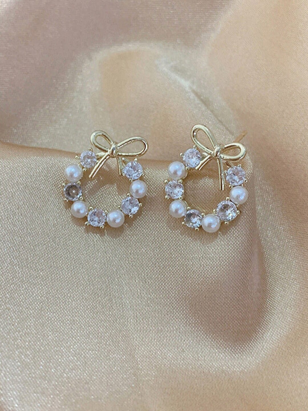 Leafy Diamond Pearl studs