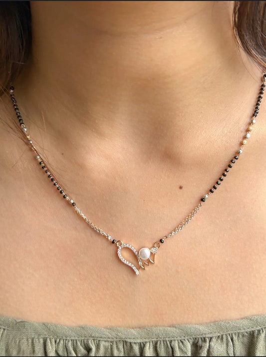 Infinity of Hearts Mangalsutra