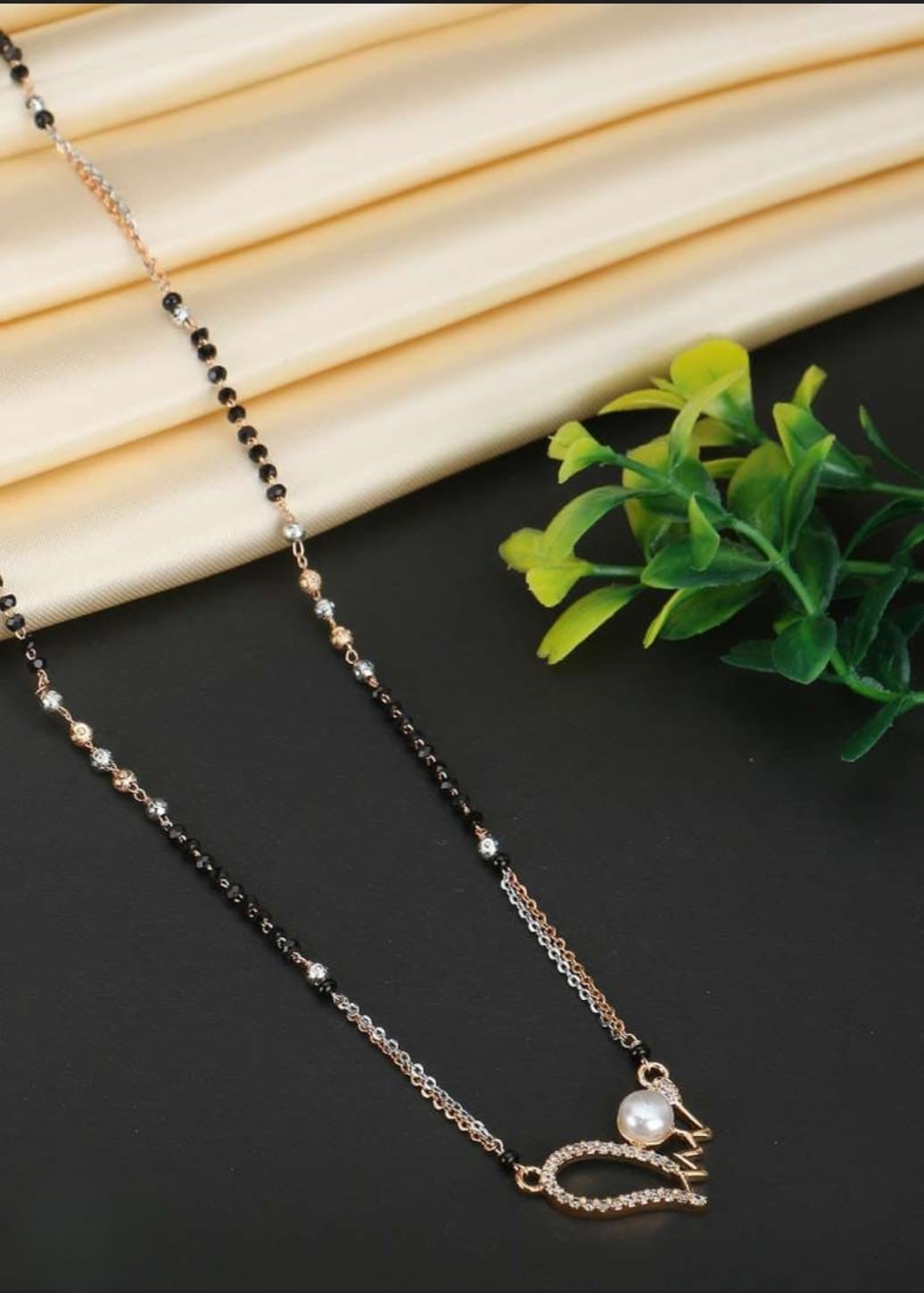 Infinity of Hearts Mangalsutra